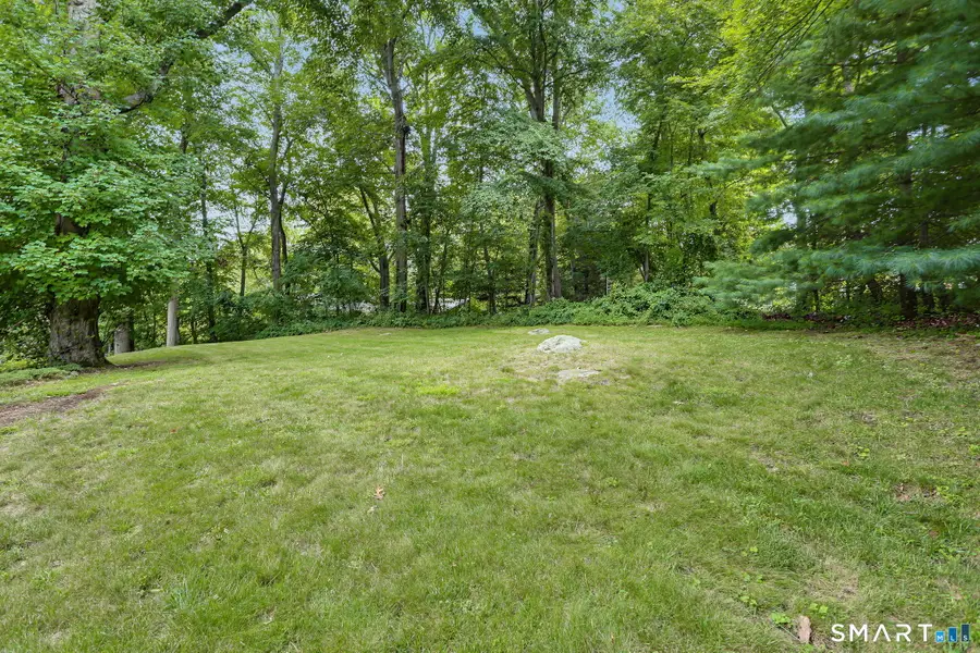 40 Butternut Lane, Stratford, CT 06614 - #3