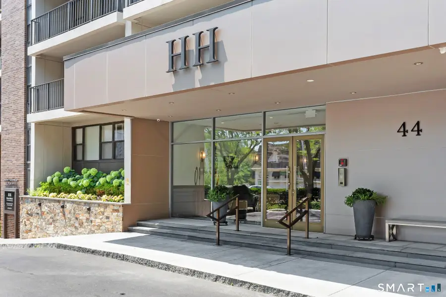 44 Strawberry Hill Avenue #9A, Stamford, CT 06902 - #2