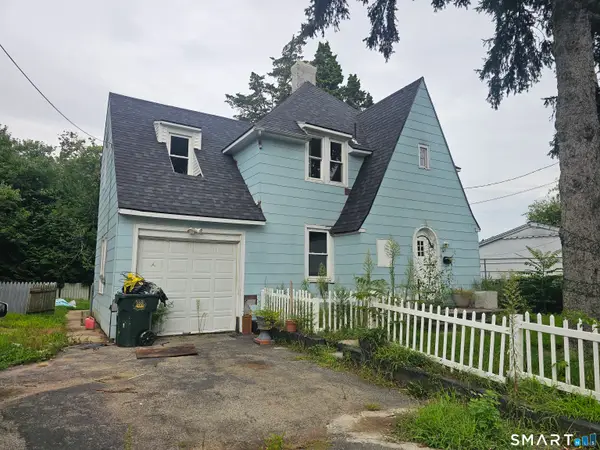 377 Jefferson Avenue, New London, CT 06320