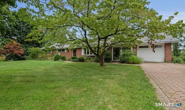 34 Hoskins Road, Bloomfield, CT 06002