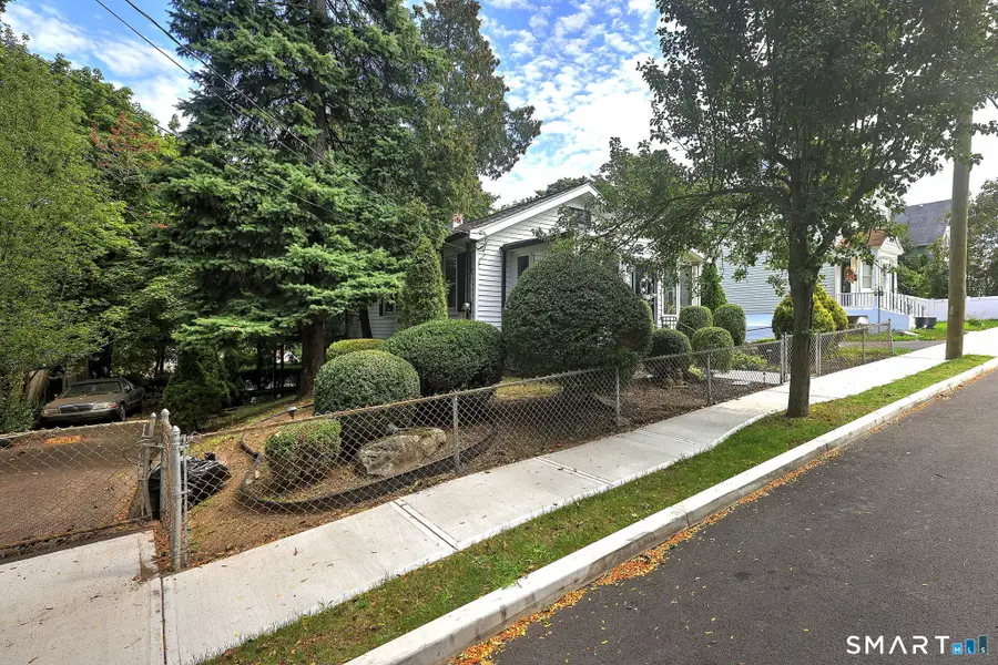 31 Boylston Street, West Haven, CT 06516 - #3