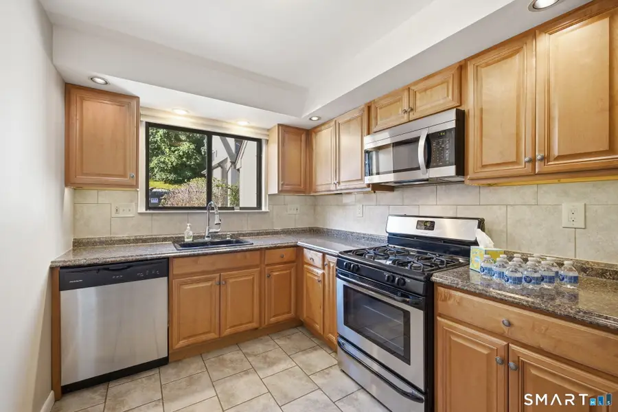 67 Cambridge Court #67, Beacon Falls, CT 06403 - #2