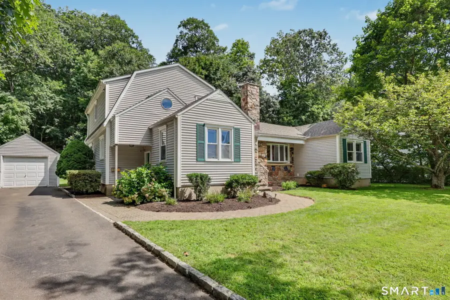 18 Buttonball Trail, Norwalk, CT 06851 - #2