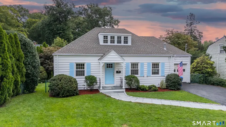 20 Woodlawn Avenue, Norwalk, CT 06854 - #2
