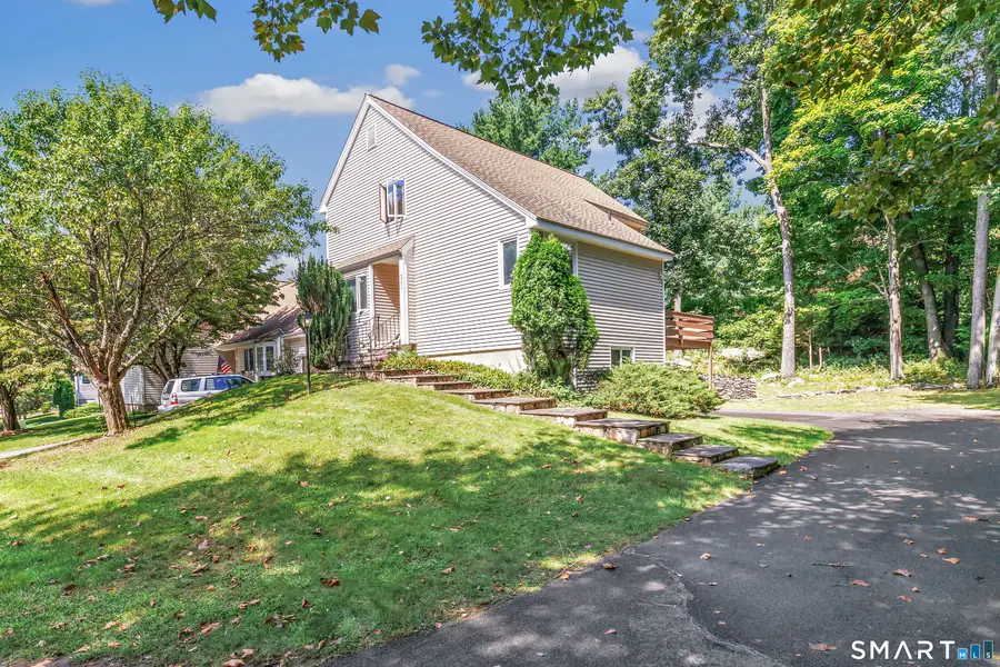 200 Fox Run, Shelton, CT 06484 - #2