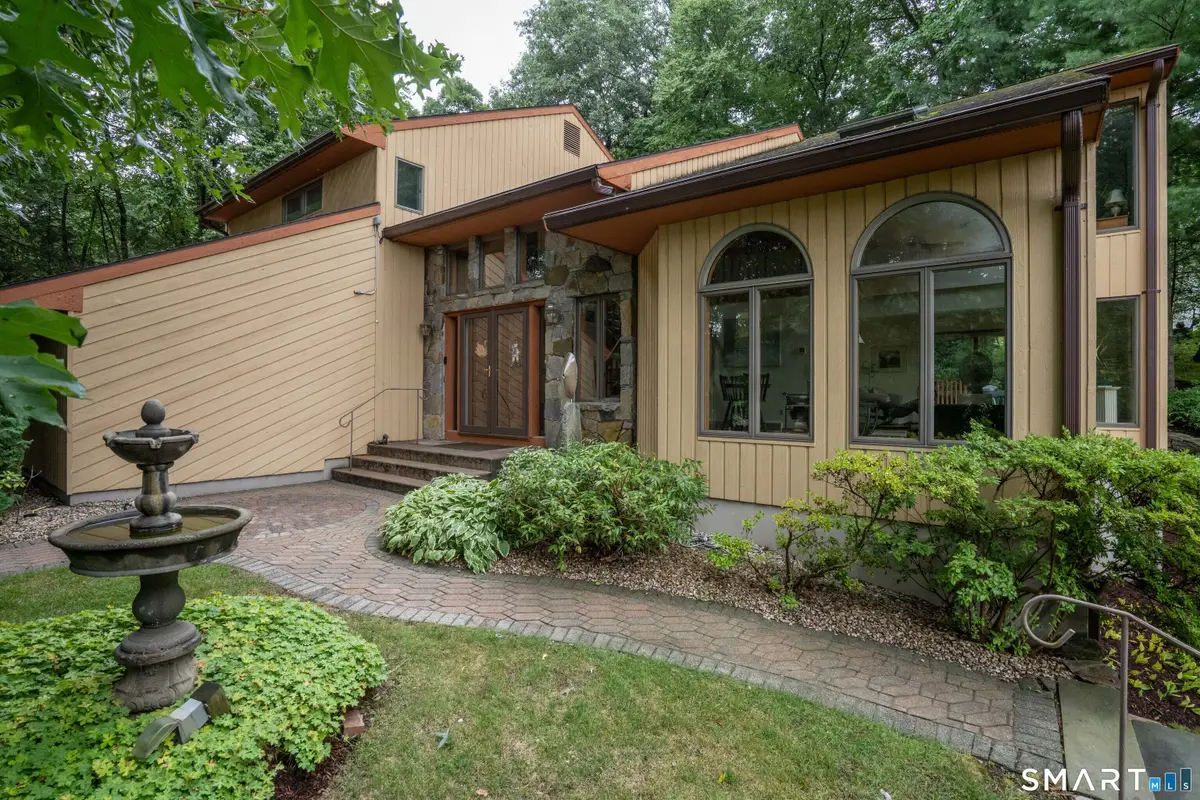 38 Hampton Drive, Manchester, CT 06040 - #1