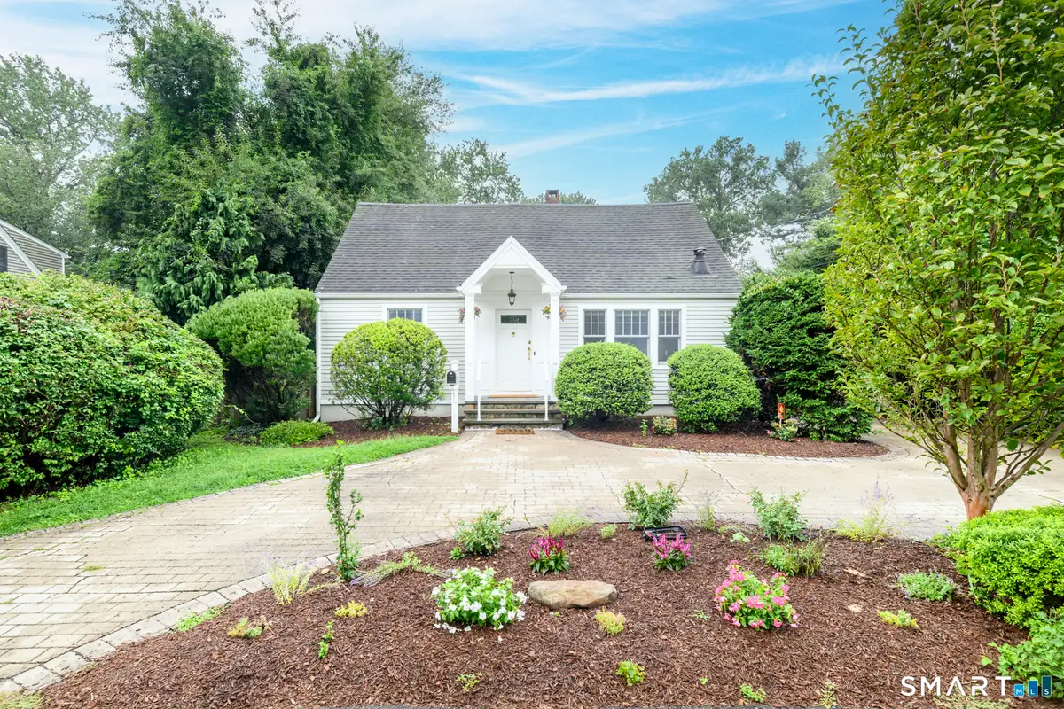 271 Jeniford Road, Fairfield, CT 06824 - #1