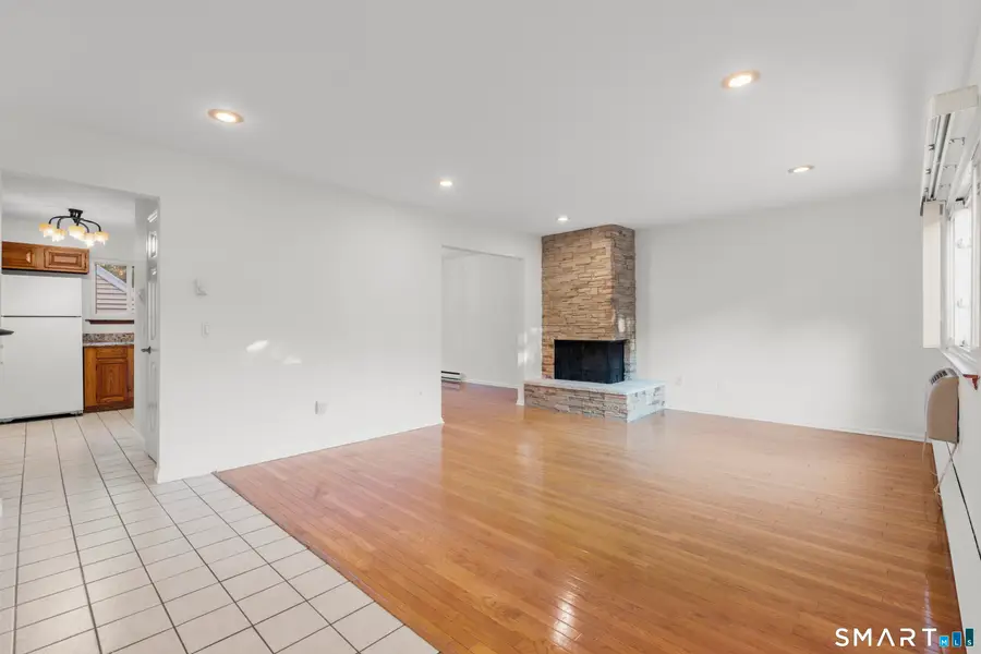 38 Maple Tree Avenue #7, Stamford, CT 06906 - #3