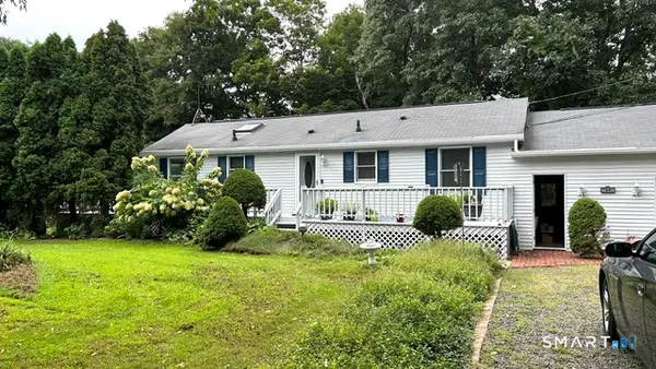 17 Blaine Avenue, Clinton, CT 06413