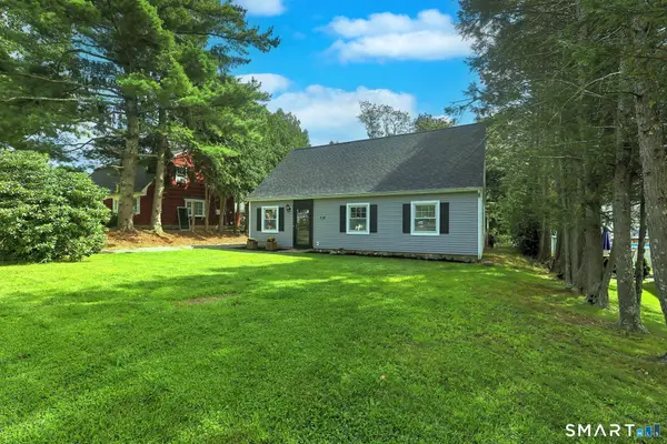 87 Sunburst Road, Naugatuck, CT 06770