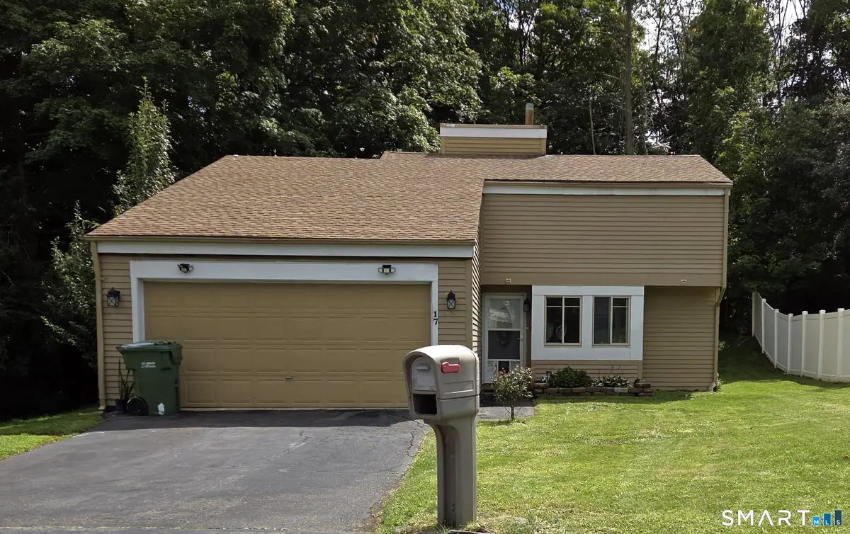 17 East Lake Place, Middletown, CT 06457 - #1