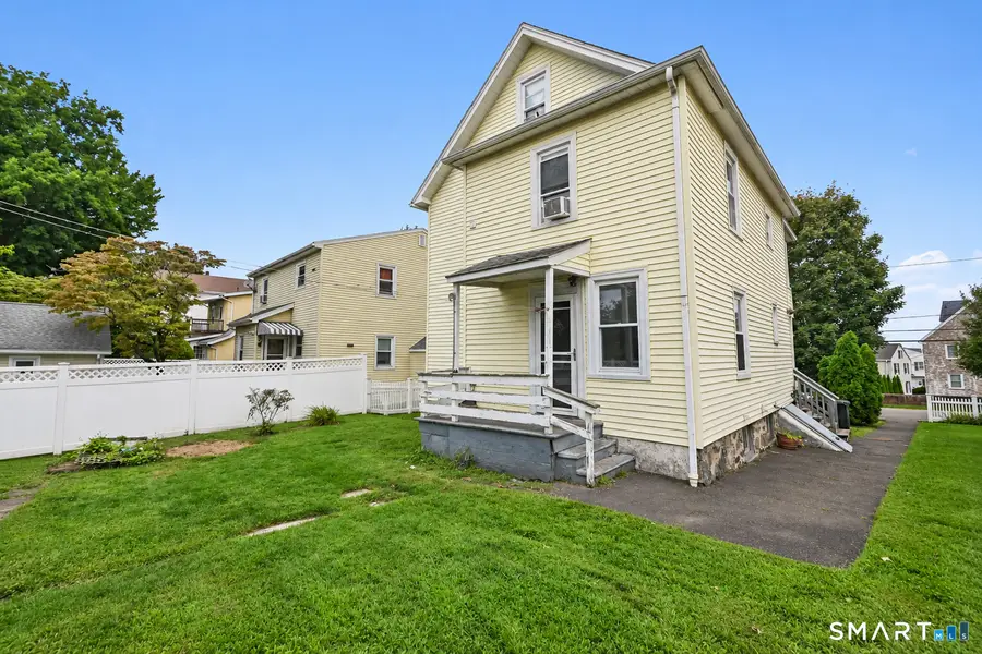 32 Josephine Evaristo Avenue, Greenwich, CT 06830 - #3