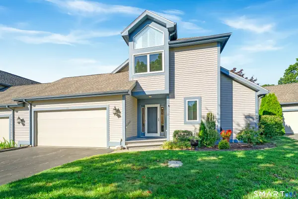 18 Elizabeth Court, Stonington, CT 06355