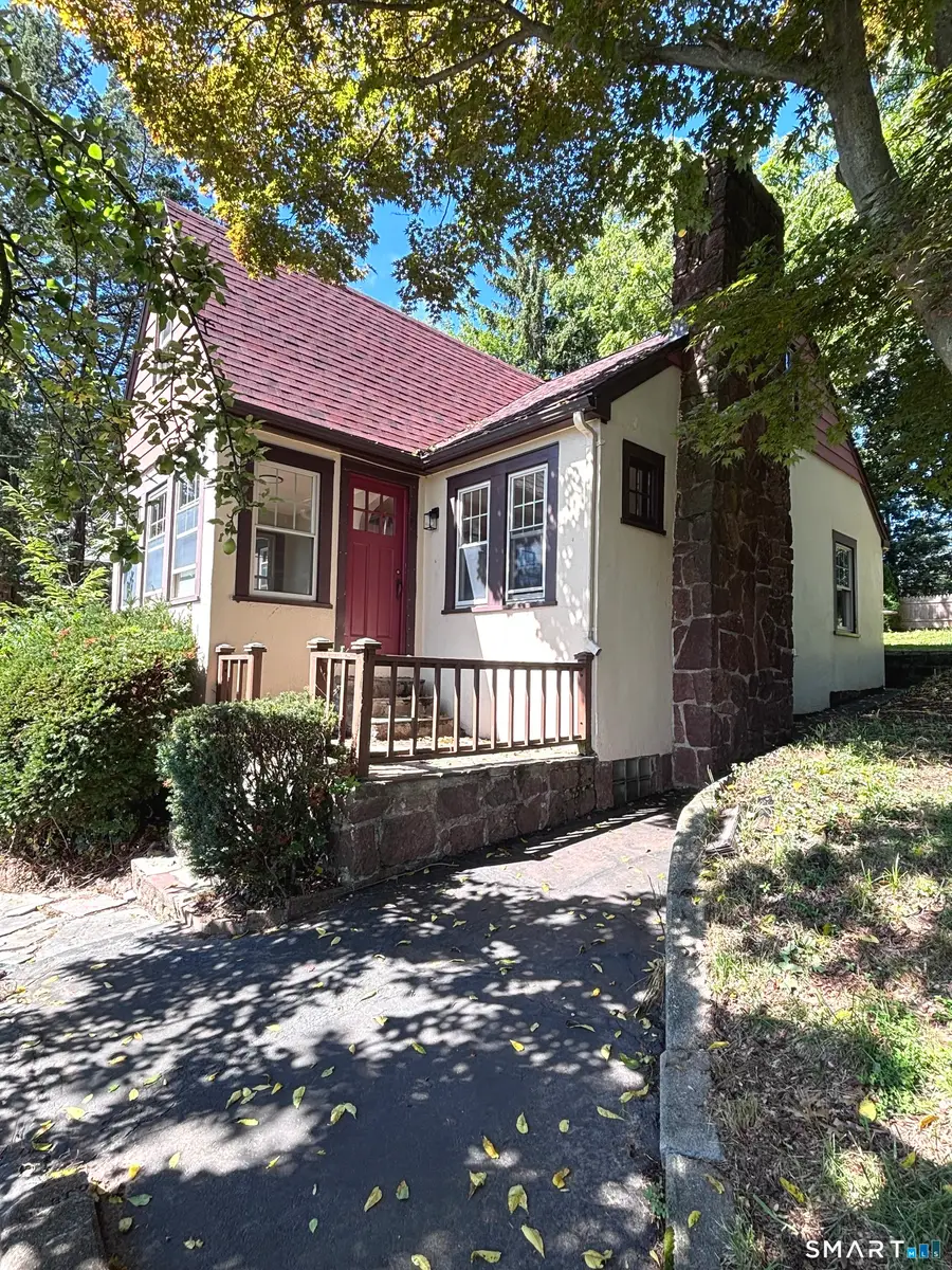28 Savoy Street, Hamden, CT 06514 - #3