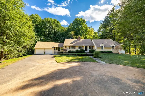 49 Apple Hill Road, West Hartford, CT 06117