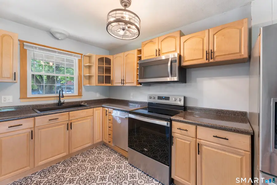 60 Athol Street #60, Killingly, CT 06239 - #3