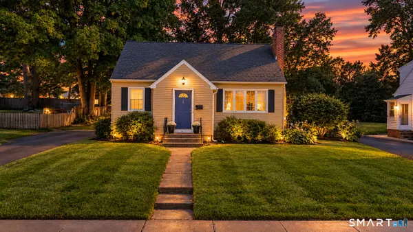 14 Barry Road, Manchester, CT 06042