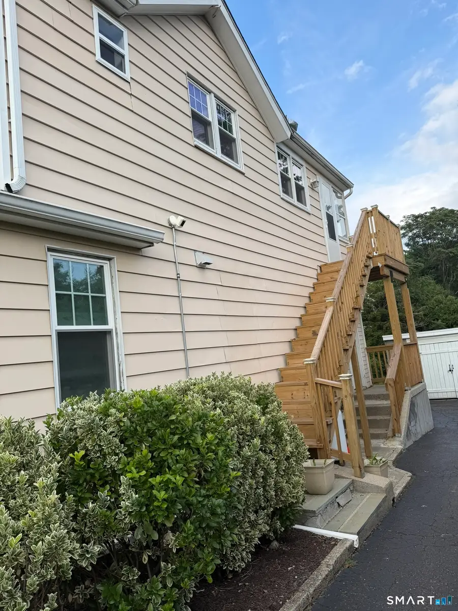 16 Raymond Street, New Canaan, CT 06840 - #2