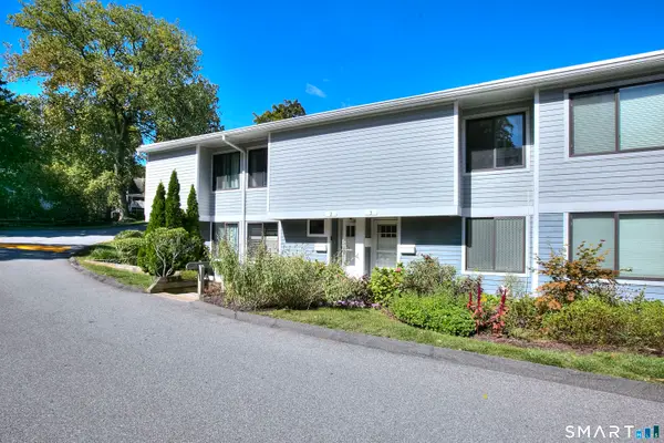 3 Olcott Way #3, Ridgefield, CT 06877