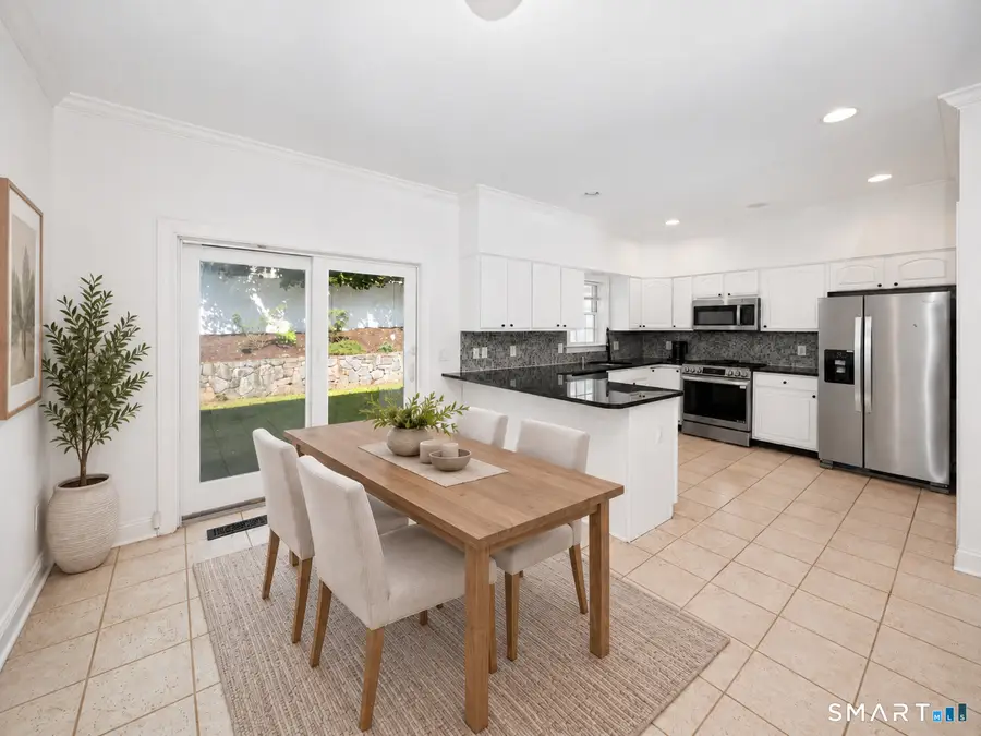 806 Hope Street #1, Stamford, CT 06907 - #2