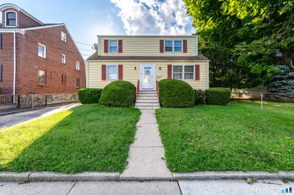 65 Roosevelt Avenue, Stamford, CT 06902