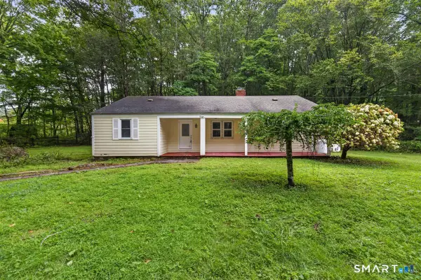 261 Newtown Turnpike, Weston, CT 06883