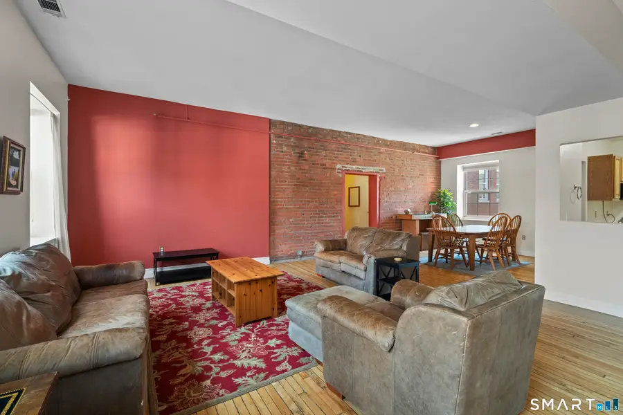 196 Crown Street #3J, New Haven, CT 06510 - #2