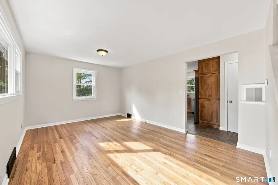 23 Leaf Avenue, Waterbury, CT 06705 - #2