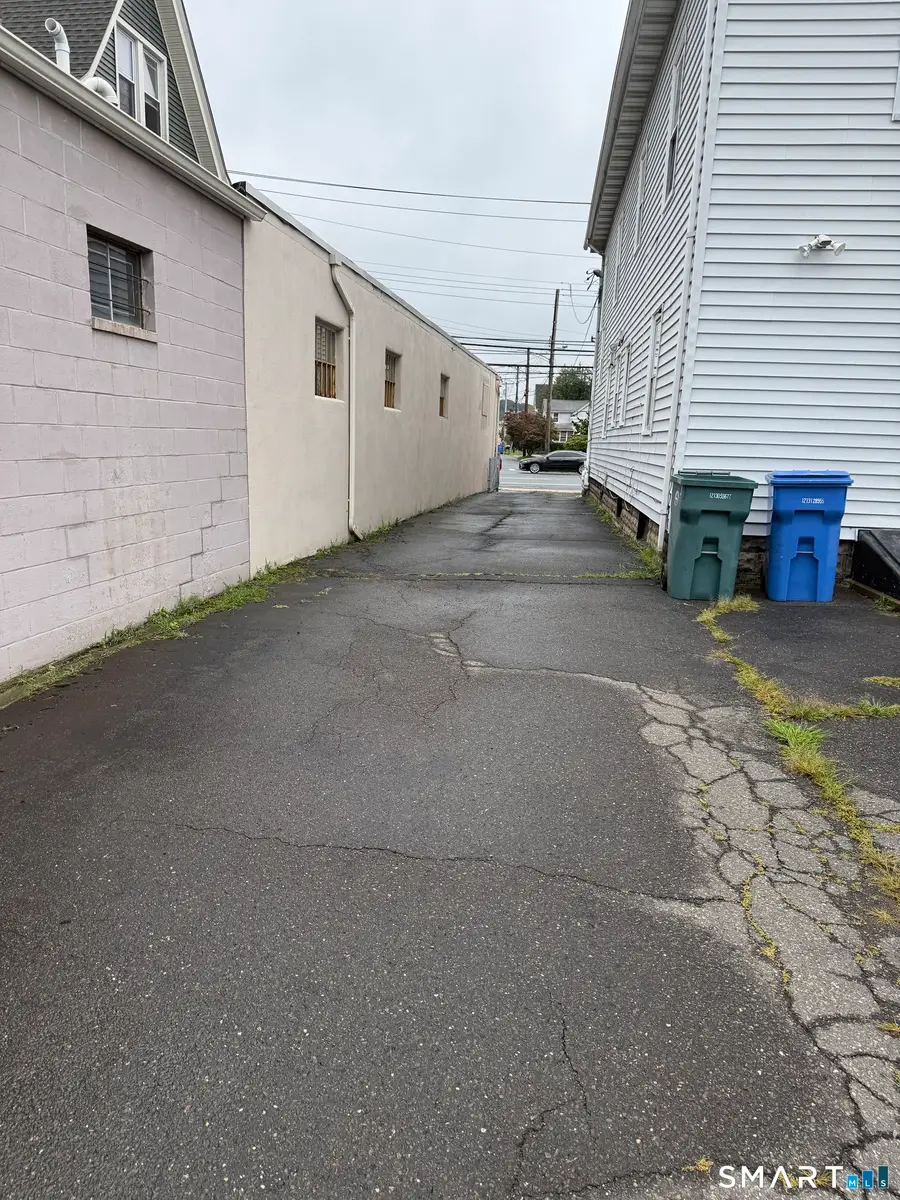 1019 Dixwell Avenue, Hamden, CT 06514 - #3
