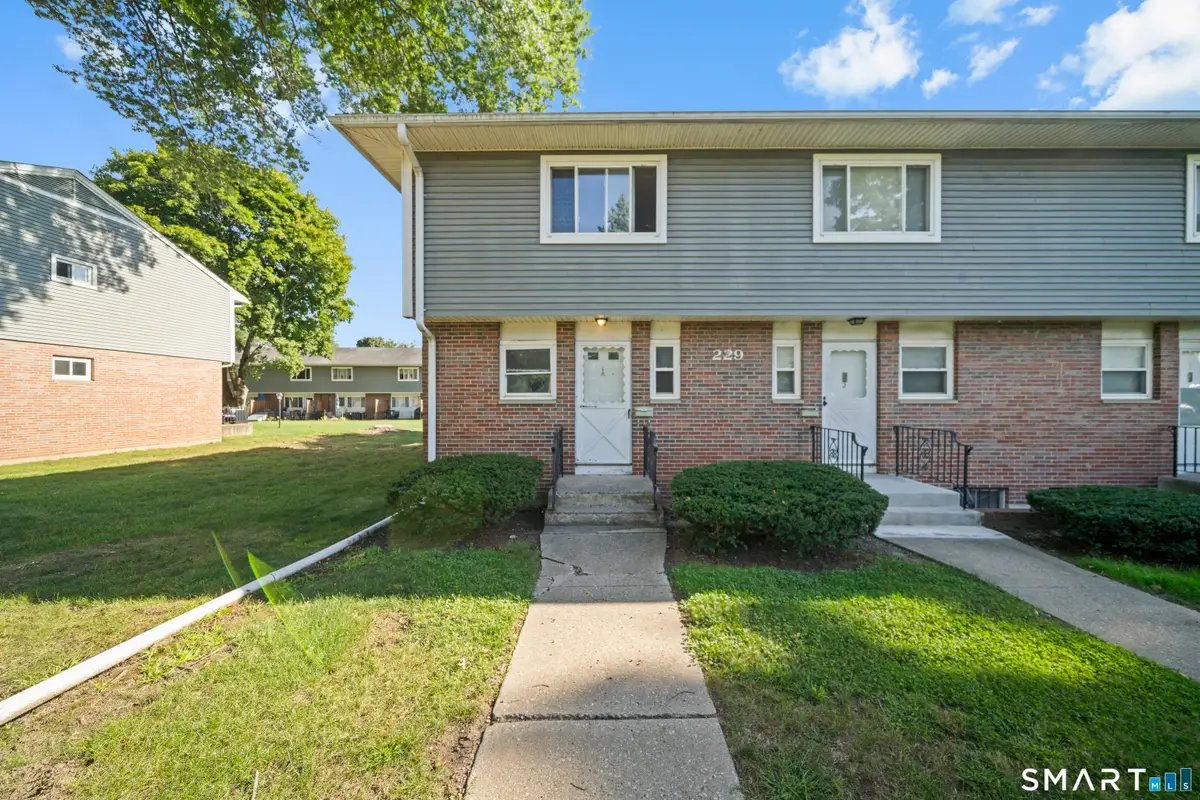 229 Wintonbury Avenue #1, Bloomfield, CT 06002 - #1