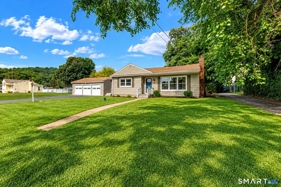17 Riviera Terrace, Oxford, CT 06478 - #2