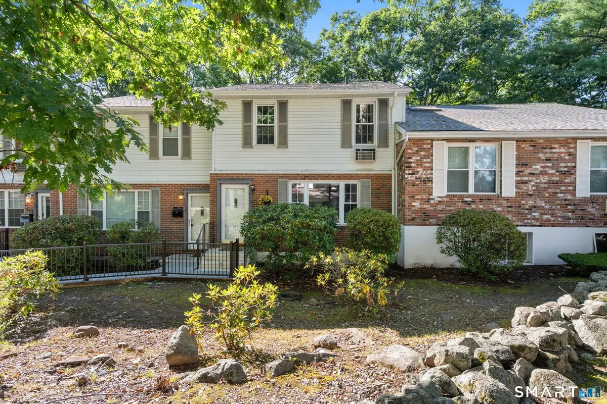 112 Queens Road #112, Torrington, CT 06790 - #1