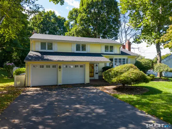 37 Salem Drive, Newington, CT 06111