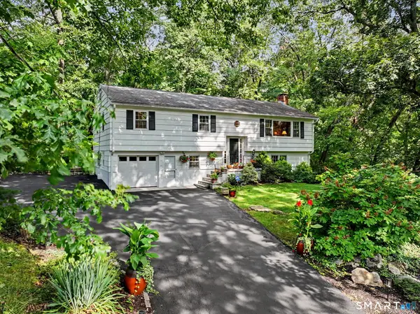 16 Brookhill Lane, Norwalk, CT 06851