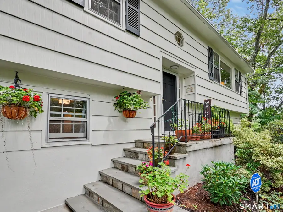 16 Brookhill Lane, Norwalk, CT 06851 - #3
