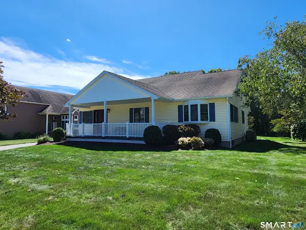 18 Giovanni Drive, Waterford, CT 06385
