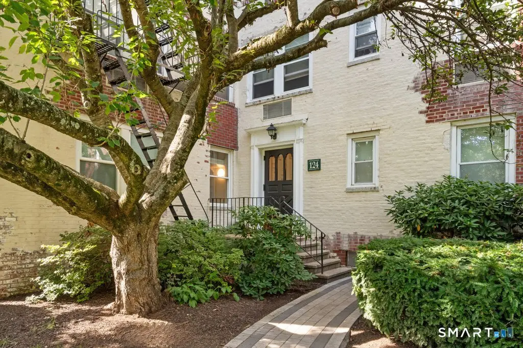 124 Woodside Green #3D, Stamford, CT 06840 - #1