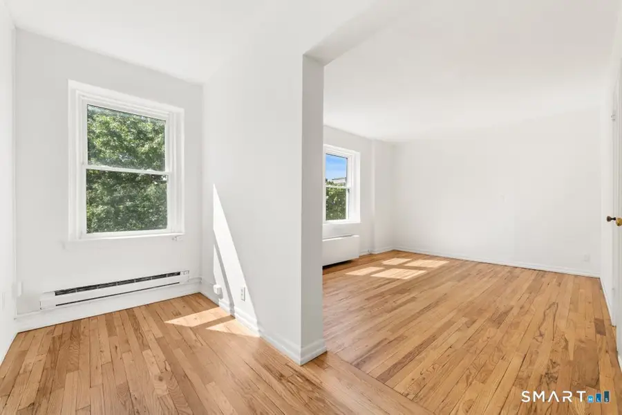 124 Woodside Green #3D, Stamford, CT 06840 - #3