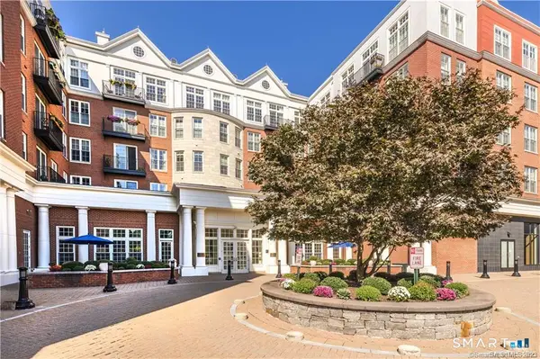 85 Memorial Road #201, West Hartford, CT 06107