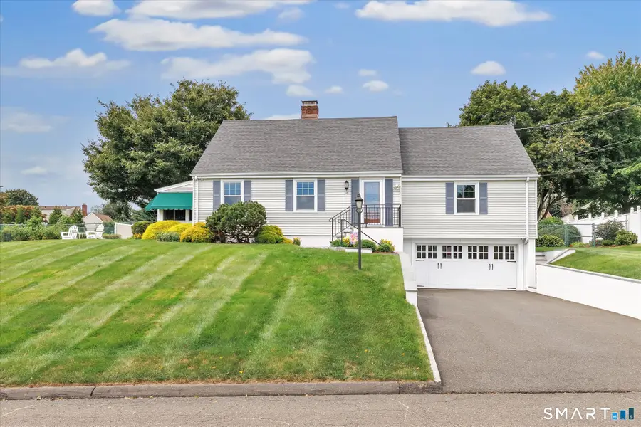 321 Bridgeview Place, Stratford, CT 06614 - #2