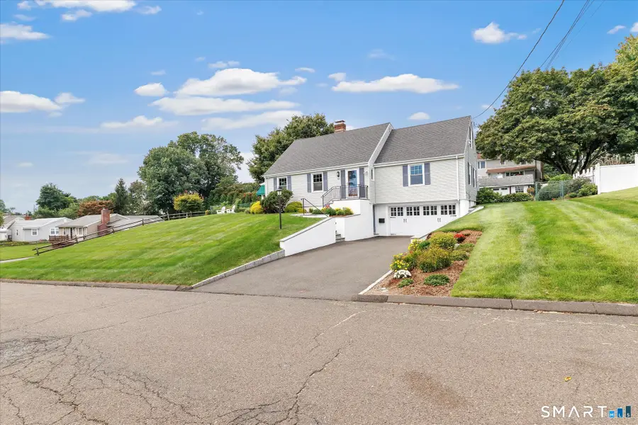 321 Bridgeview Place, Stratford, CT 06614 - #3