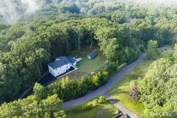 3 Boulder Creek Road, Newtown, CT 06470