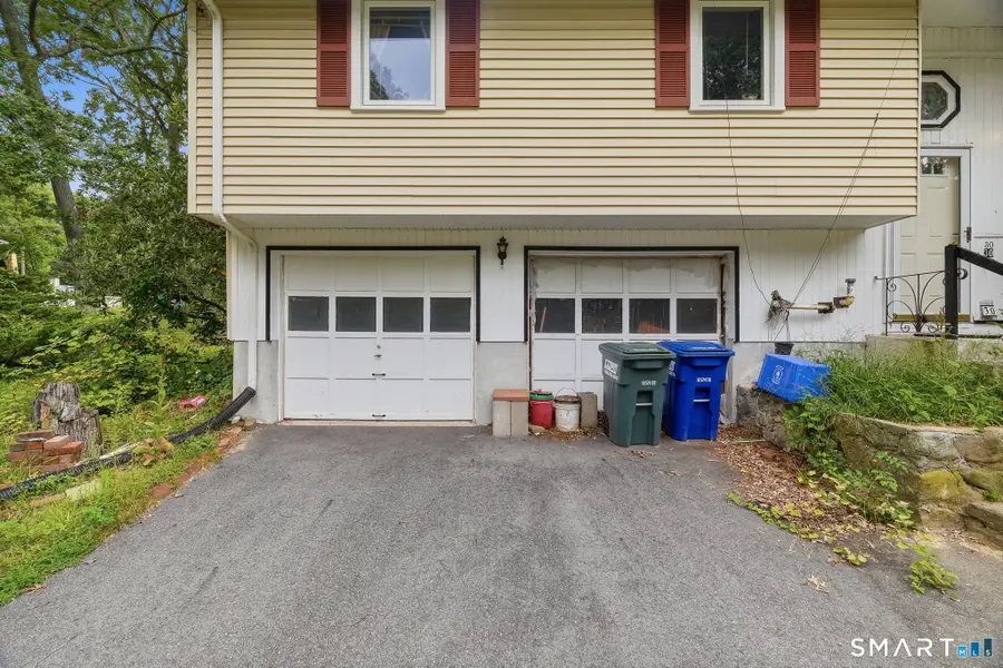 30 Ledgewood Drive, Gales Ferry, CT 06335 - #2