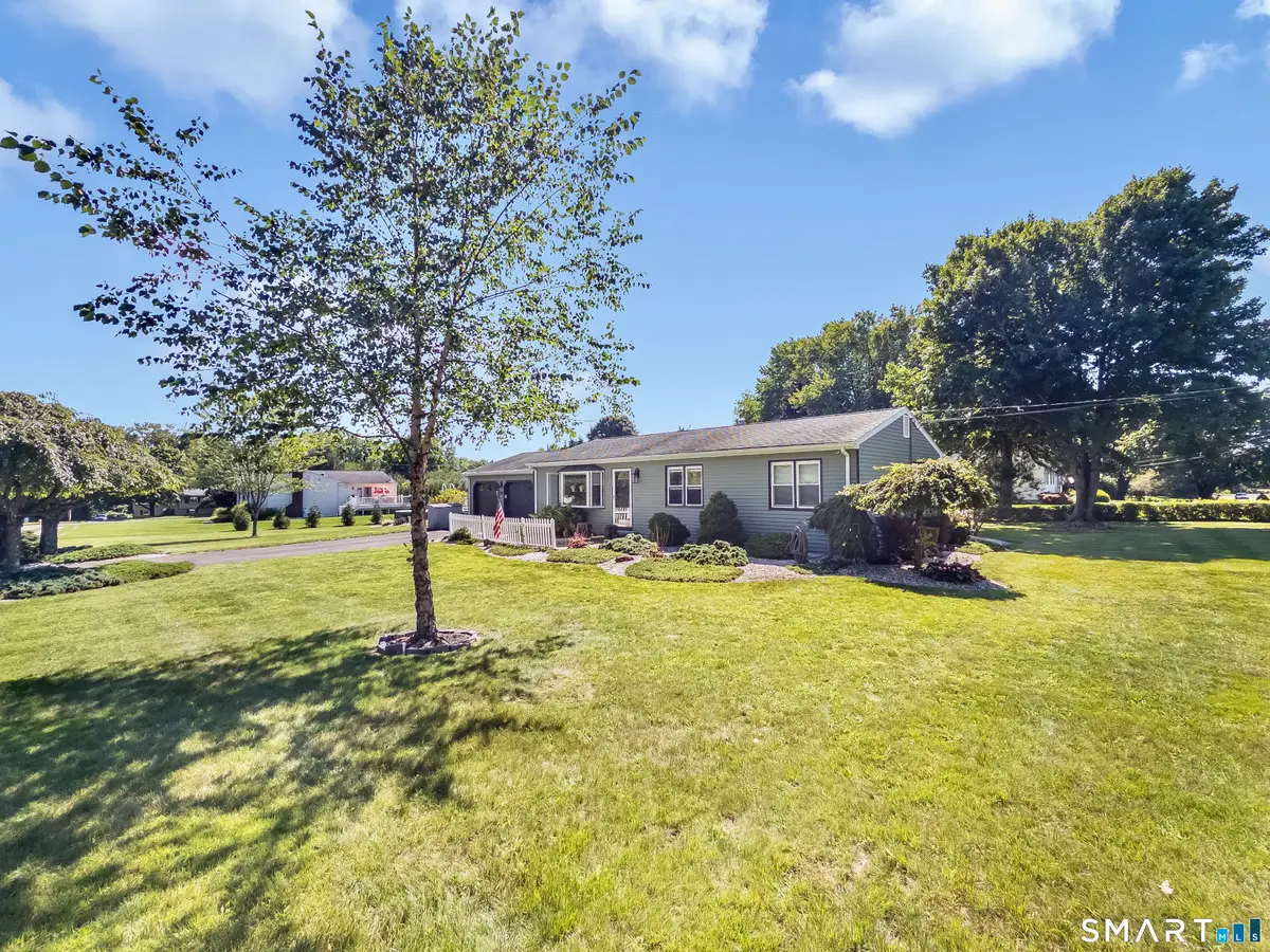 1 Northgate Lane, North Haven, CT 06473 - #1