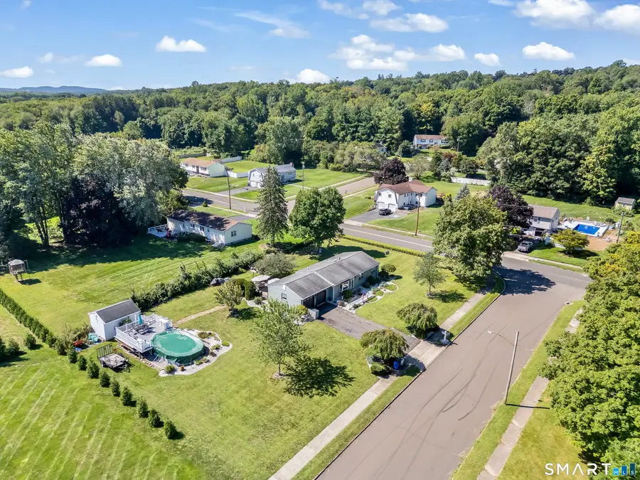 1 Northgate Lane, North Haven, CT 06473 - #3