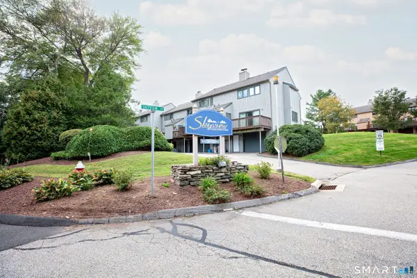 262 Skyview Drive #262, Cromwell, CT 06416