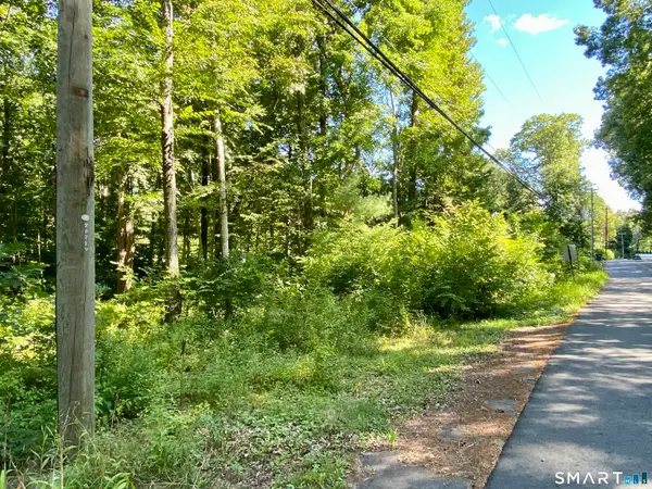 86 Seagraves Road, Coventry, CT 06238