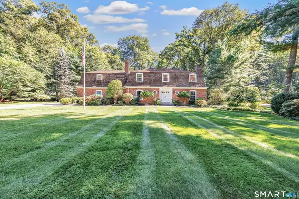 16 Alpine Road, Trumbull, CT 06611