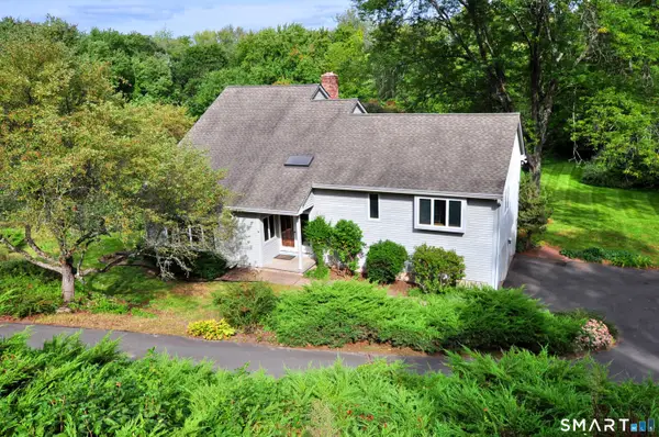 2 Metacomet Drive, East Granby, CT 06026