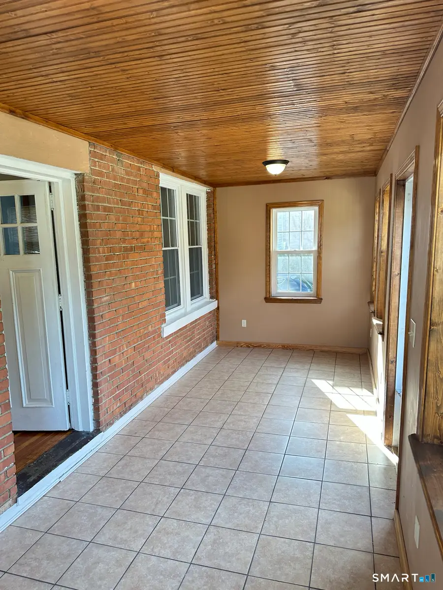 83 Faneuil Street, Windsor, CT 06095 - #2